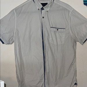 Men’s dress collard shirt - size L - slim fit